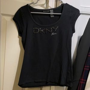 DKNY TSHIRT